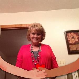 Meet your Posher, Debbie